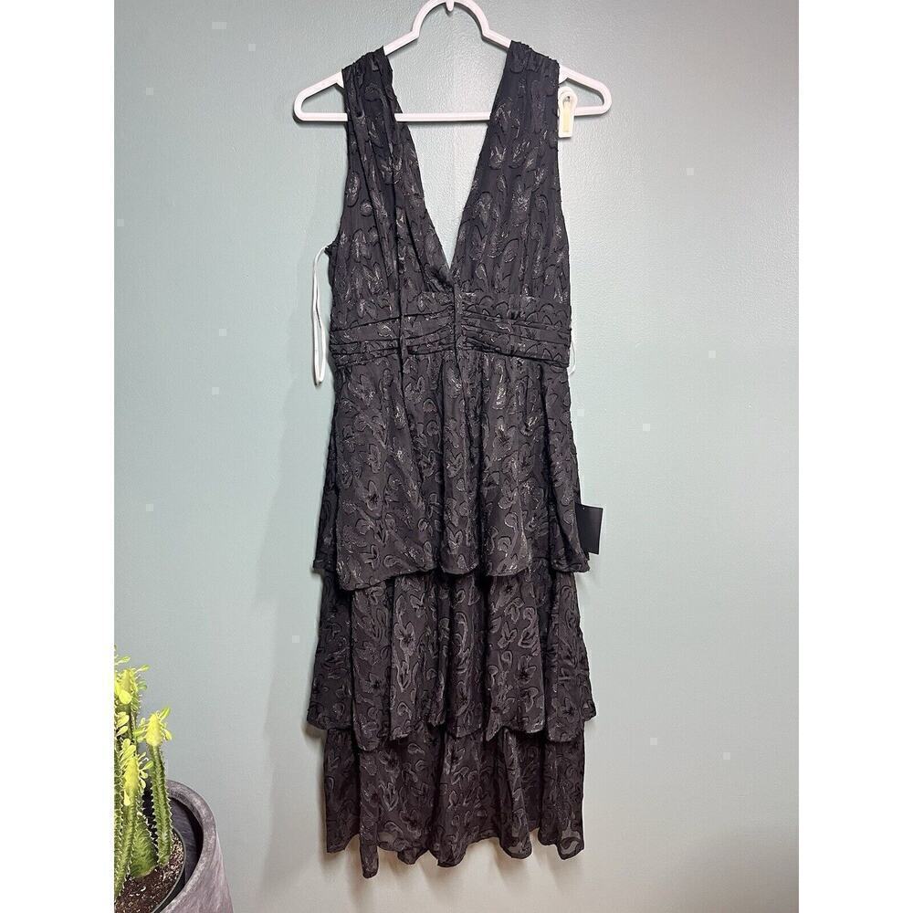 Lulus NWT Blooming Kiss Black Tiered Midi Boho Casul Sleeveless Size M